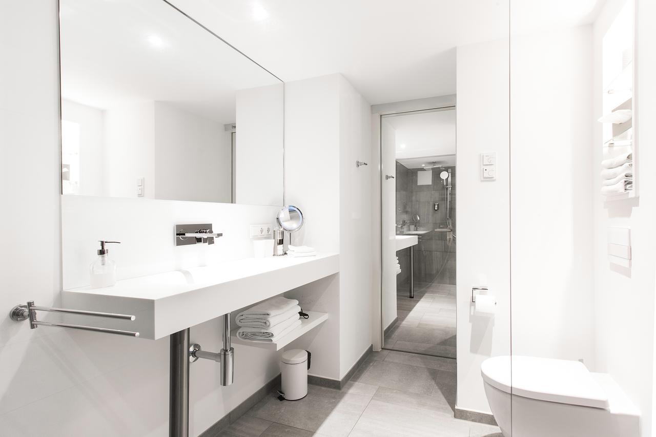 1St Floor Koeln 2 Hotel Bagian luar foto